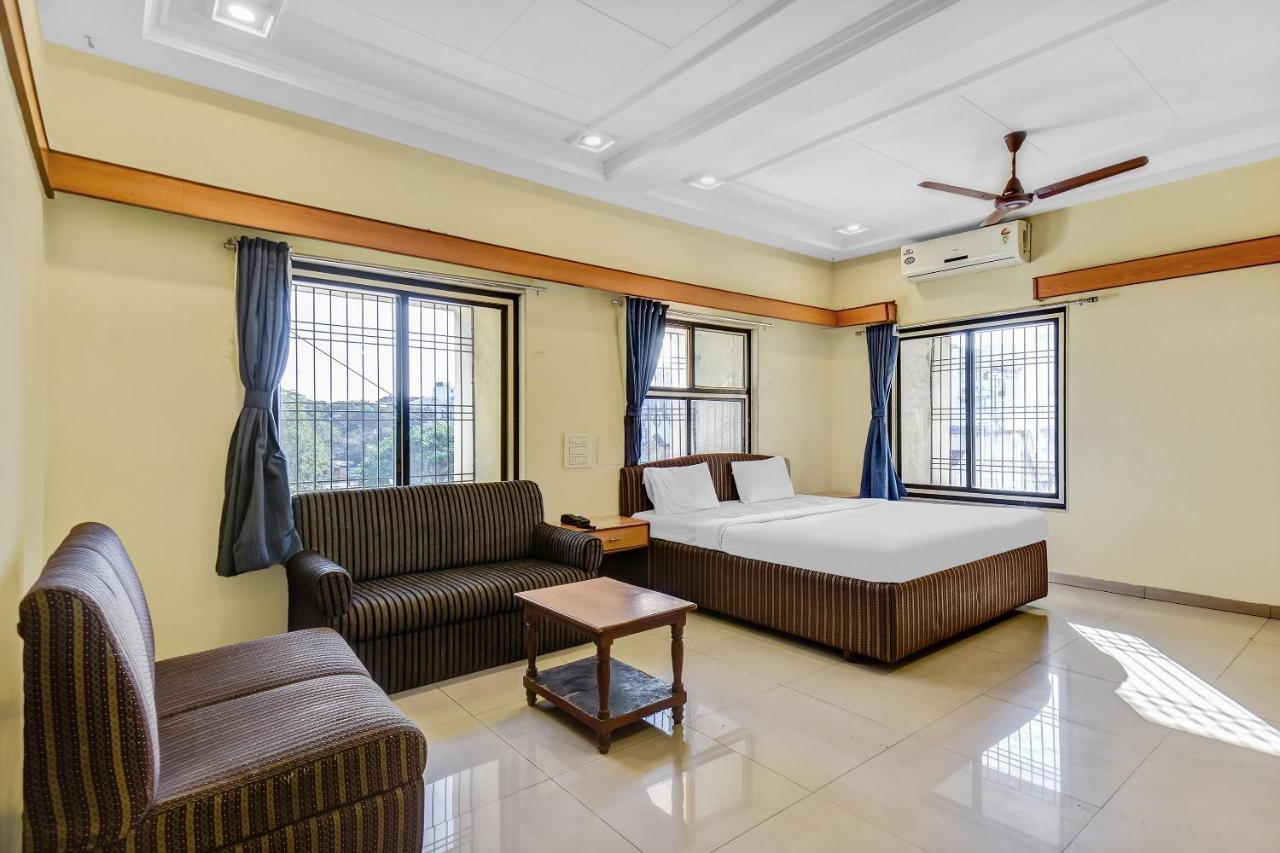 Collection O 80110 Shangrila Rivera Execitive Aurangabad  Eksteriør billede